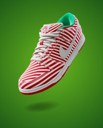 Nike SB Dunk Low 'Candy Cane'